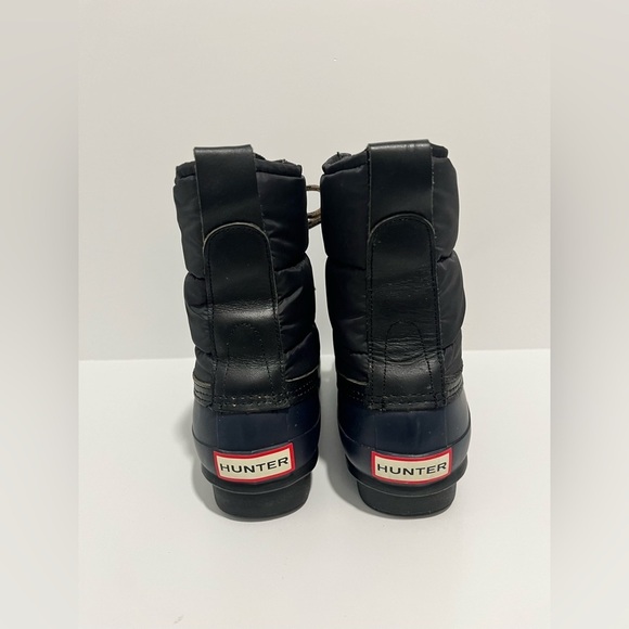 Hunter Original Short Quilted Lace-Up Boots in Navy women’s size 8 - Picture 3 of 7